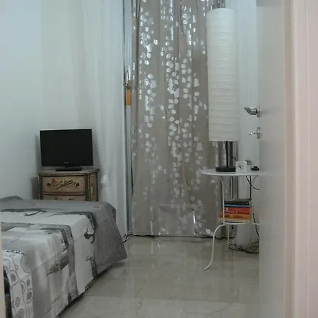 شقة White ميلان
